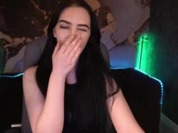wildkittenx_ — Chaturbate stream photo (Apr 2025)