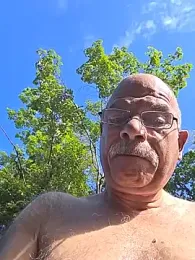 bottomhairy — Stripchat stream photo (Aug 2026)