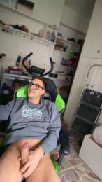 lunghibiondi — 在 cam4 直播的网络摄像头模特