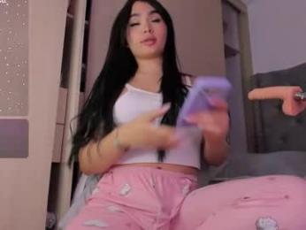 sussan_dream — 在 chaturbate 直播的网络摄像头模特