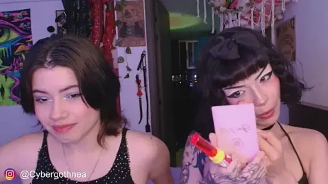 _mollycrystal — Stripchat stream photo (Apr 2026)