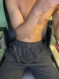 urfuckbunny — 在 stripchat 直播的网络摄像头模特