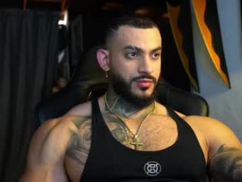 jackson__cottonwood — 在 chaturbate 直播的网络摄像头模特