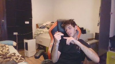 Wiidoboy22cm — 在 cam4 直播的网络摄像头模特