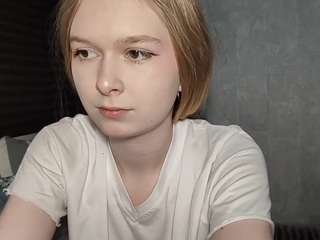 keshiavondracek — 在 camsoda 直播的网络摄像头模特