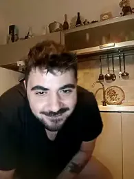 secret_secret1 — 在 stripchat 直播的网络摄像头模特