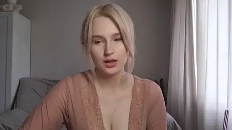 BloomMoon — Stripchat stream photo (Jul 2026)