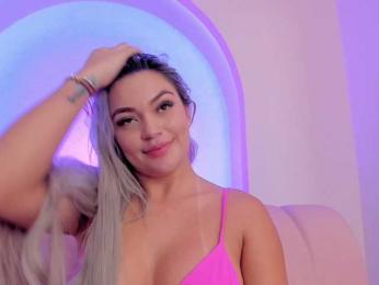 milaowens — 在 bongacams 直播的网络摄像头模特