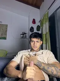 Jack_krimmer — 在 stripchat 直播的网络摄像头模特