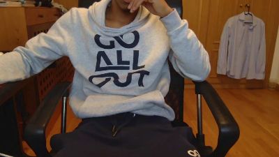 javier2174 — Cam4 stream photo (Feb 2025)