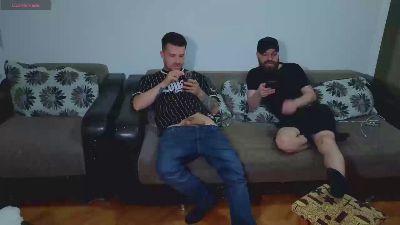 johnnylove22 — Cam4 stream photo (May 2026)