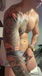 Maxdei — 在 cam4 直播的网络摄像头模特