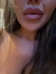 ANGELIKA7741 — 在 stripchat 直播的网络摄像头模特
