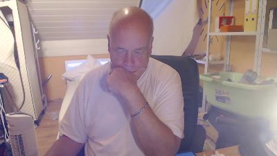 hotte1965hot — Cam4 stream photo (Aug 2026)