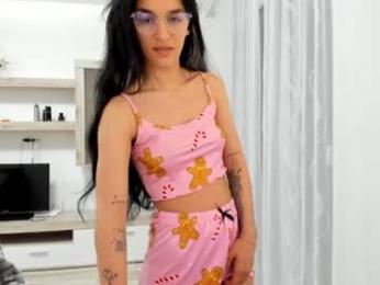 maya_and_guests — Chaturbate profile photo