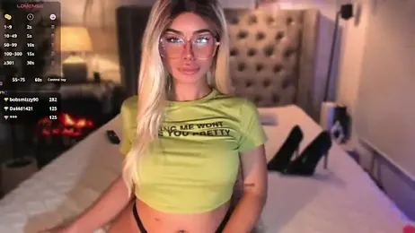ParisianDoll — Stripchat stream photo (Jun 2026)
