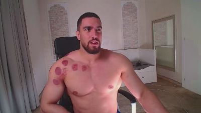 IvanHyde — 在 cam4 直播的网络摄像头模特