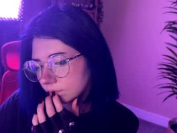 vixenp — 在 chaturbate 直播的网络摄像头模特