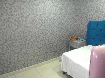 CrisstalPink — Bongacams stream photo (Oct 2025)