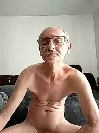 oleg049 — Stripchat stream photo (Jun 2026)