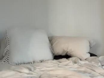 alyssapearls — 在 chaturbate 直播的网络摄像头模特