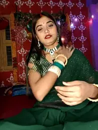 Sweet-priyaa — 在 stripchat 直播的网络摄像头模特