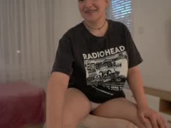 _annieone — Chaturbate stream photo (Sep 2026)