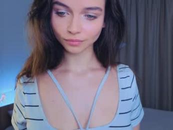 keenakosbab — Chaturbate stream photo (Apr 2026)