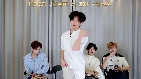 AAA-BOYS — 在 stripchat 直播的网络摄像头模特