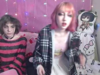 kitttywhisper — 在 chaturbate 直播的网络摄像头模特