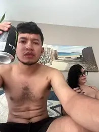 Julian_victoriacollins — 在 stripchat 直播的网络摄像头模特