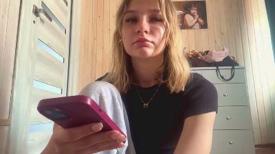 KristeenTippit — Cam4 stream photo (Jul 2026)