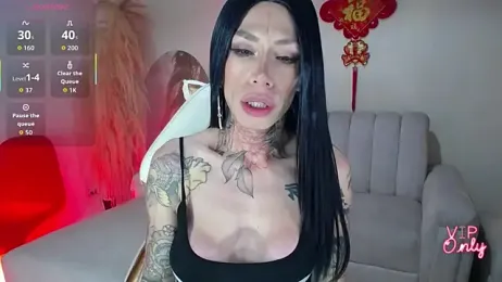 victoria_kosh — 在 stripchat 直播的网络摄像头模特