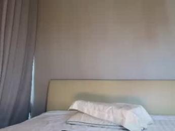 lucynuty — 在 chaturbate 直播的网络摄像头模特