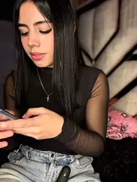 Laura-Khalifa — Stripchat stream photo (Mar 2026)