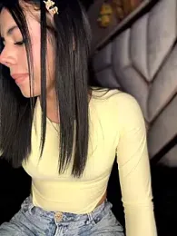 Laura-Khalifa — Stripchat stream photo (Mar 2026)