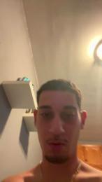 Badddboyyy_ef — 在 cam4 直播的网络摄像头模特