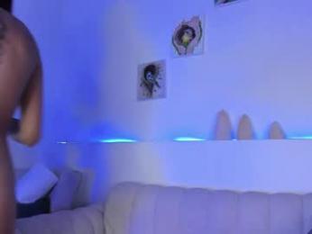 tinymoon_ — Chaturbate stream photo (Mar 2026)