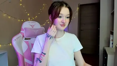 lilMollyStuart — Stripchat stream photo (Jul 2025)