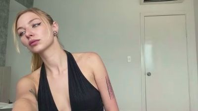 XochitlBrydon — 在 cam4 直播的网络摄像头模特