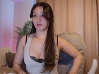 sarasuo — Chaturbate stream photo (Jun 2026)