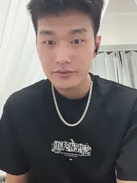 nanda108520 — 在 stripchat 直播的网络摄像头模特