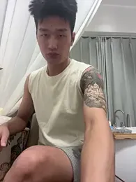 nanda108520 — 在 stripchat 直播的网络摄像头模特