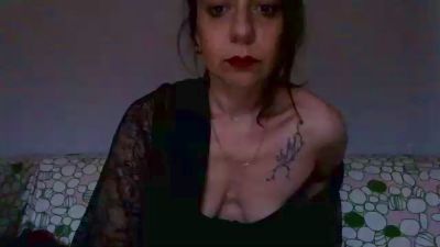 Elydea — 在 cam4 直播的网络摄像头模特