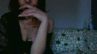 Elydea — 在 cam4 直播的网络摄像头模特