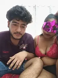 Hotshot_Love — 在 stripchat 直播的网络摄像头模特