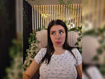 -Violetttttka- — 在 bongacams 直播的网络摄像头模特