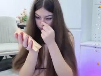 emonyashka — Chaturbate stream photo (Sep 2026)