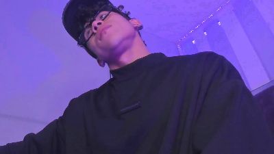 Akaza_ — Cam4 stream photo (Mar 2026)