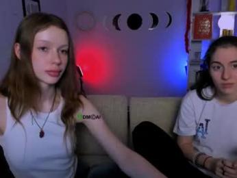 khloebeauty — 在 chaturbate 直播的网络摄像头模特